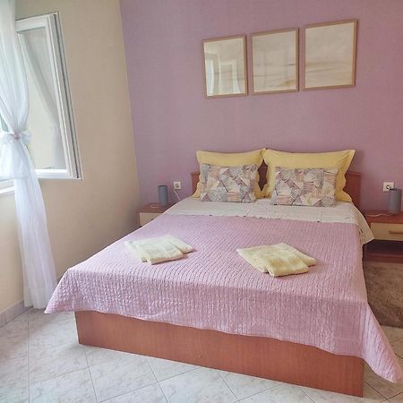 Apartments Vesna Lastovo Exterior photo
